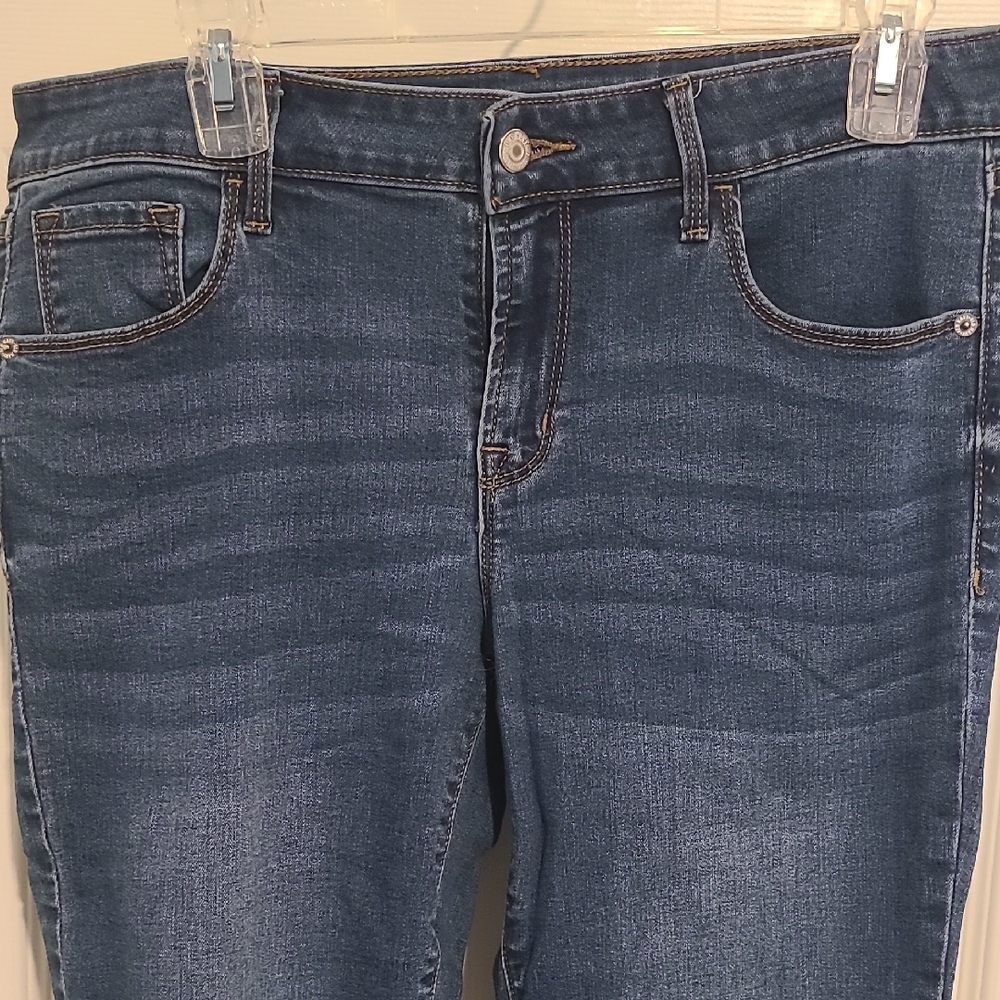Old Navy Women's Skinny Jeans in Deep Blue